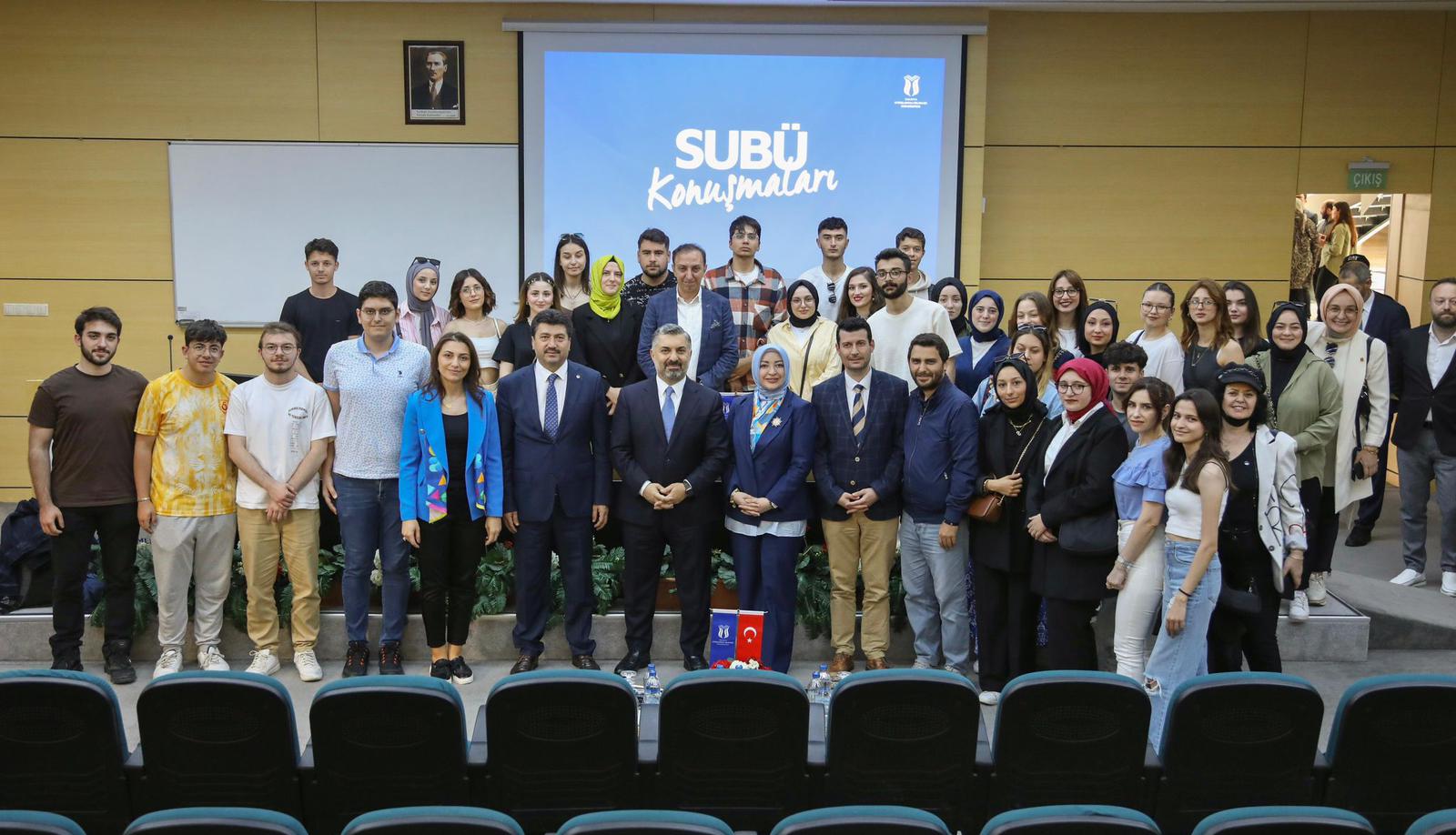 RTÜK Başkanı Şahin, Sakarya'da Üniversite Öğrencileriyle Buluştu